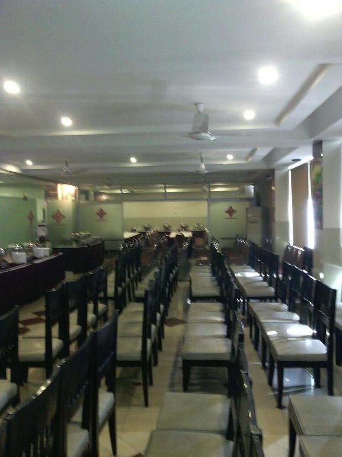 Hotel Multan Continental Exterior foto