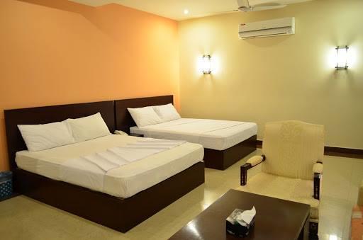 Hotel Multan Continental Exterior foto